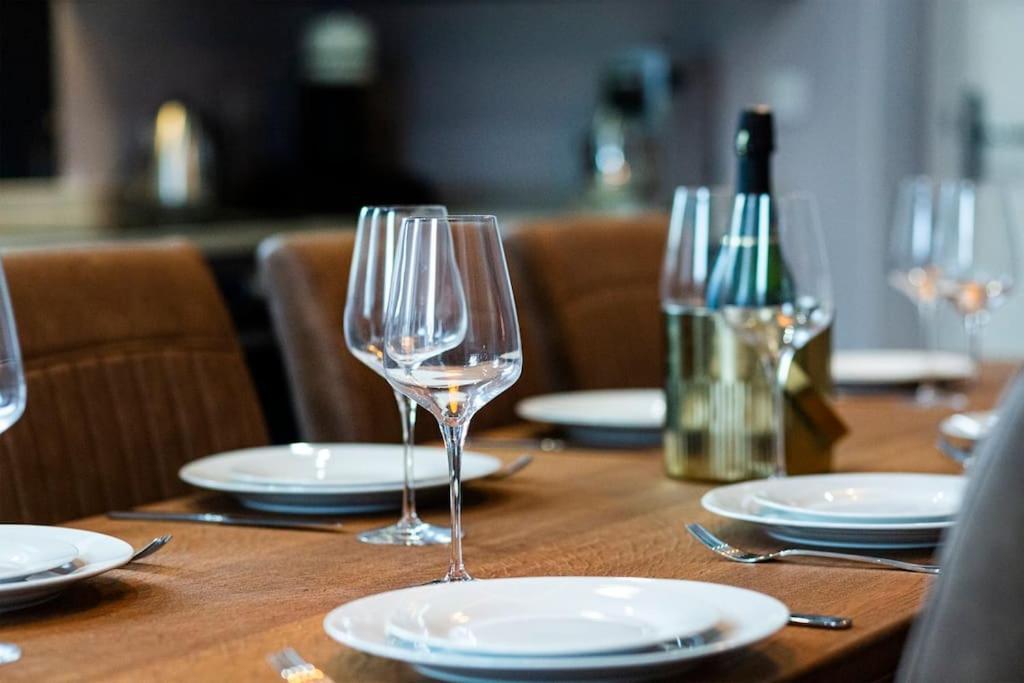 Bootique House - Luxury Group Accommodation In Уейкфийлд Екстериор снимка