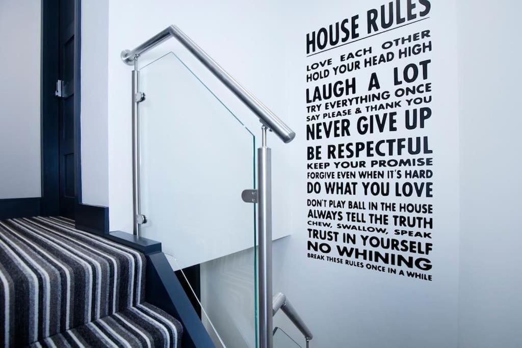 Bootique House - Luxury Group Accommodation In Уейкфийлд Екстериор снимка